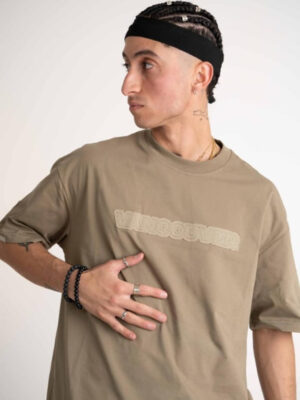 Remera algodón oversize importada (Vancouver)