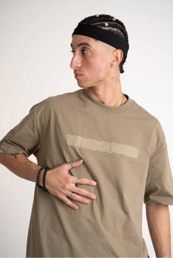 Remera algodón oversize importada (Vancouver)